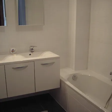 Apartment Hertstraat Ostend